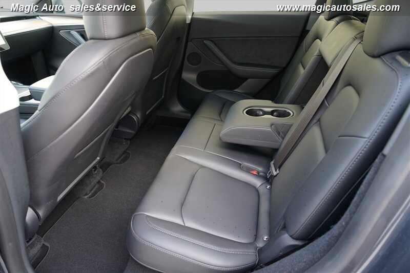 2023 Tesla Model Y Long Range photo 19