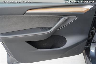 2023 Tesla Model Y Long Range   - Photo 15 - Phoenix, AZ 85034