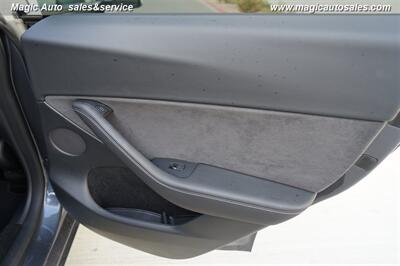 2023 Tesla Model Y Long Range   - Photo 22 - Phoenix, AZ 85034