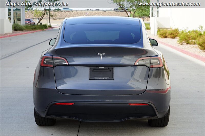 2023 Tesla Model Y Long Range photo 4