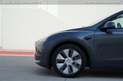 2023 Tesla Model Y Long Range   - Photo 11 - Phoenix, AZ 85034
