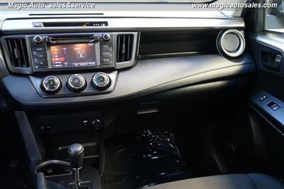 2017 Toyota RAV4 LE   - Photo 25 - Phoenix, AZ 85034