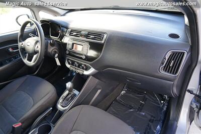 2016 Kia Rio LX   - Photo 17 - Phoenix, AZ 85034