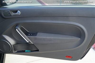 2013 Volkswagen Beetle-Classic 2.5L Entry PZEV   - Photo 18 - Phoenix, AZ 85034