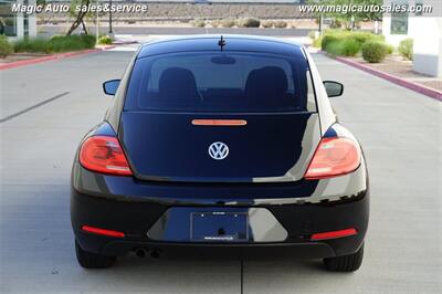 2013 Volkswagen Beetle-Classic 2.5L Entry PZEV   - Photo 5 - Phoenix, AZ 85034