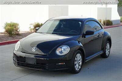 2013 Volkswagen Beetle-Classic 2.5L Entry PZEV Hatchback