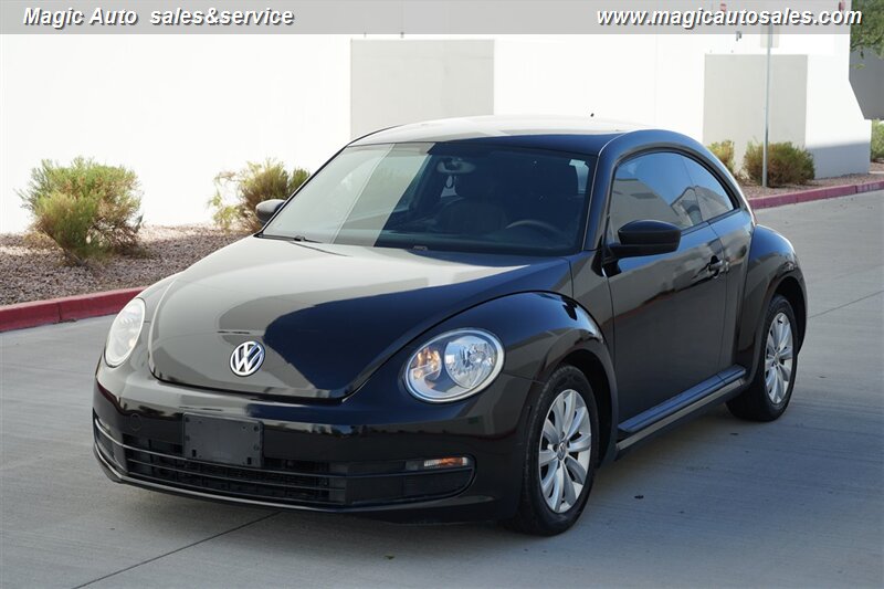 2013 Volkswagen Beetle-Classic 2.5L Entry PZEV   - Photo 1 - Phoenix, AZ 85034