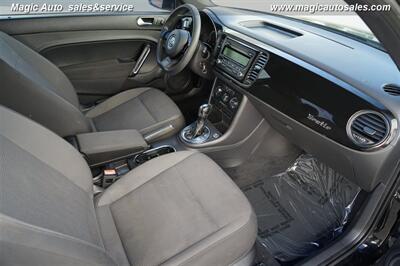 2013 Volkswagen Beetle-Classic 2.5L Entry PZEV   - Photo 16 - Phoenix, AZ 85034