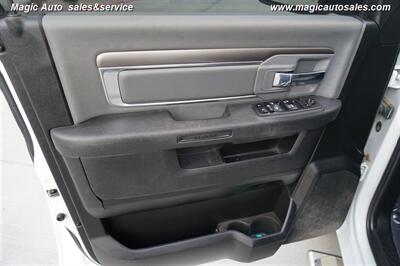 2021 RAM 1500 Classic SLT   - Photo 13 - Phoenix, AZ 85034