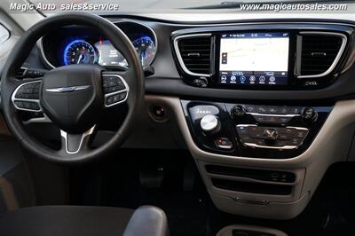 2020 Chrysler Pacifica Touring   - Photo 28 - Phoenix, AZ 85034