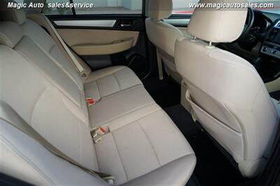 2017 Subaru Outback 2.5i Premium   - Photo 20 - Phoenix, AZ 85034