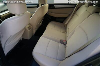 2017 Subaru Outback 2.5i Premium   - Photo 23 - Phoenix, AZ 85034