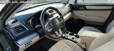 2017 Subaru Outback 2.5i Premium   - Photo 14 - Phoenix, AZ 85034