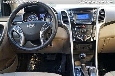 2013 Hyundai ELANTRA GT   - Photo 18 - Phoenix, AZ 85034