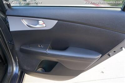 2024 Kia Forte LXS   - Photo 20 - Phoenix, AZ 85034