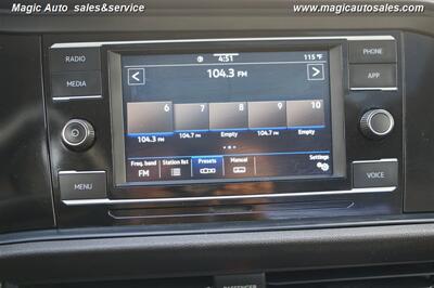 2021 Volkswagen Jetta SE   - Photo 24 - Phoenix, AZ 85034