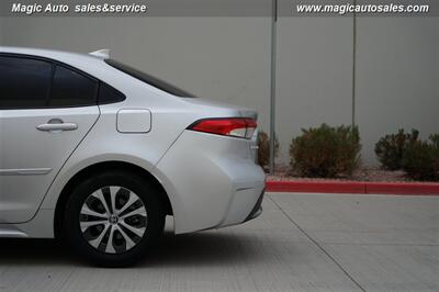 2021 Toyota Corolla Hybrid LE - Photo 9 - Phoenix, AZ 85034