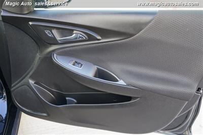2023 Chevrolet Malibu LT - Photo 17 - Phoenix, AZ 85034