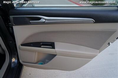 2019 Ford Fusion SE - Photo 20 - Phoenix, AZ 85034