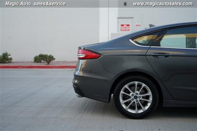 2019 Ford Fusion SE - Photo 11 - Phoenix, AZ 85034
