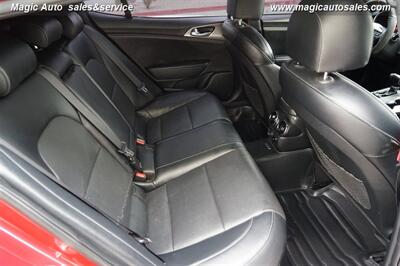 2022 Kia Stinger GT1   - Photo 23 - Phoenix, AZ 85034