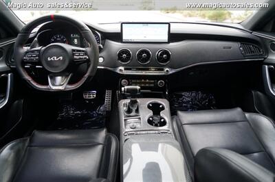 2022 Kia Stinger GT1   - Photo 27 - Phoenix, AZ 85034