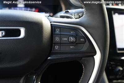 2023 Jeep Grand Cherokee L Altitude   - Photo 37 - Phoenix, AZ 85034