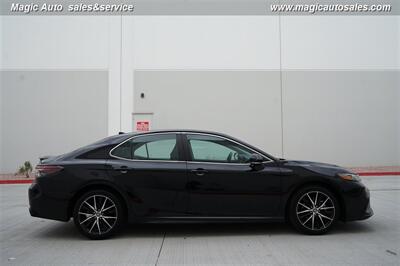 2023 Toyota Camry SE   - Photo 9 - Phoenix, AZ 85034