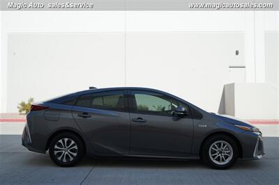 2020 Toyota Prius Prime XLE   - Photo 8 - Phoenix, AZ 85034
