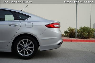 2017 Ford Fusion SE   - Photo 12 - Phoenix, AZ 85034