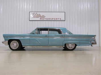 1960 Lincoln Premiere   - Photo 2 - Fort Wayne, IN 46804