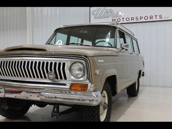 1969 Jeep Wagoneer   - Photo 6 - Fort Wayne, IN 46804