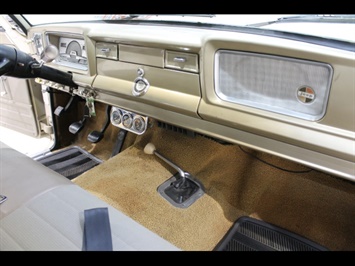 1969 Jeep Wagoneer   - Photo 28 - Fort Wayne, IN 46804