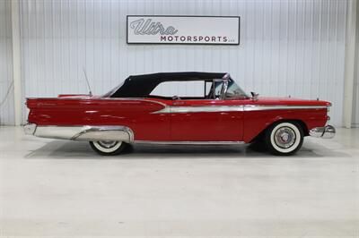 1959 Ford Fairlane Galaxie Sunliner   - Photo 10 - Fort Wayne, IN 46804