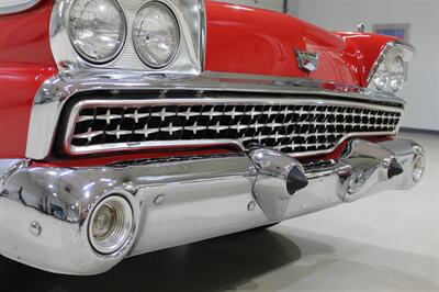 1959 Ford Fairlane Galaxie Sunliner   - Photo 5 - Fort Wayne, IN 46804