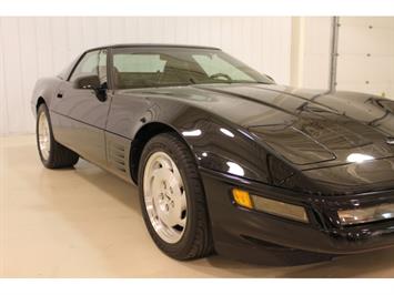 1994 Chevrolet Corvette   - Photo 7 - Fort Wayne, IN 46804