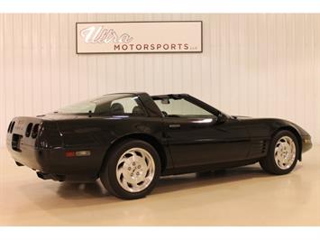 1994 Chevrolet Corvette   - Photo 48 - Fort Wayne, IN 46804