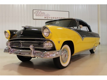 1955 Ford Fairlane Sunliner Convertible   - Photo 6 - Fort Wayne, IN 46804