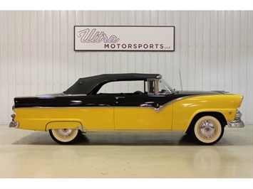 1955 Ford Fairlane Sunliner Convertible   - Photo 3 - Fort Wayne, IN 46804