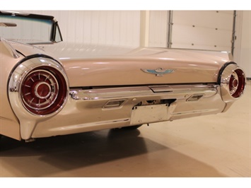 1963 Ford Thunderbird Convertible   - Photo 15 - Fort Wayne, IN 46804