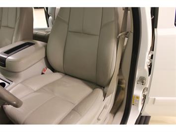 2007 Chevrolet Suburban LS 1500 LS 1500 4dr SUV   - Photo 23 - Fort Wayne, IN 46804