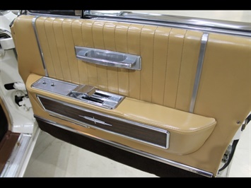 1964 Lincoln Continental Convertible   - Photo 32 - Fort Wayne, IN 46804