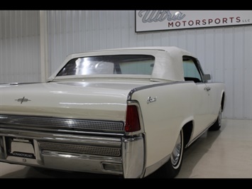 1964 Lincoln Continental Convertible   - Photo 19 - Fort Wayne, IN 46804