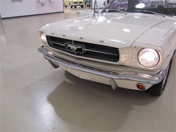 1965 Ford Mustang Convertible   - Photo 46 - Fort Wayne, IN 46804