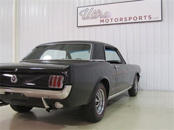 1965 Ford Mustang   - Photo 16 - Fort Wayne, IN 46804