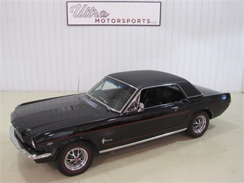 1965 Ford Mustang   - Photo 1 - Fort Wayne, IN 46804