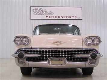 1958 Cadillac DeVille   - Photo 4 - Fort Wayne, IN 46804