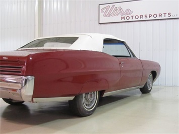 1967 Pontiac Grand Prix Convertible   - Photo 19 - Fort Wayne, IN 46804