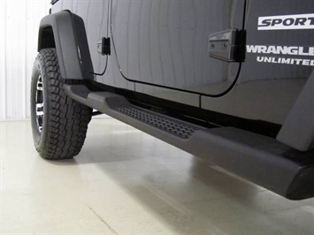 2010 Jeep Wrangler UM Custom   - Photo 9 - Fort Wayne, IN 46804