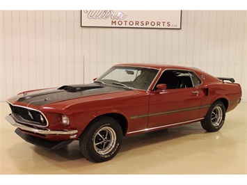 1969 Ford Mustang Mach I   - Photo 1 - Fort Wayne, IN 46804